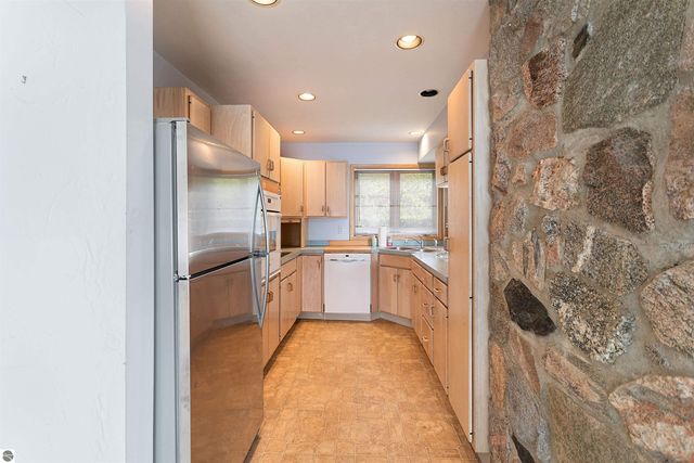 1137 Crystal Drive, Frankfort, MI 49635