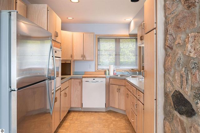 1137 Crystal Drive, Frankfort, MI 49635