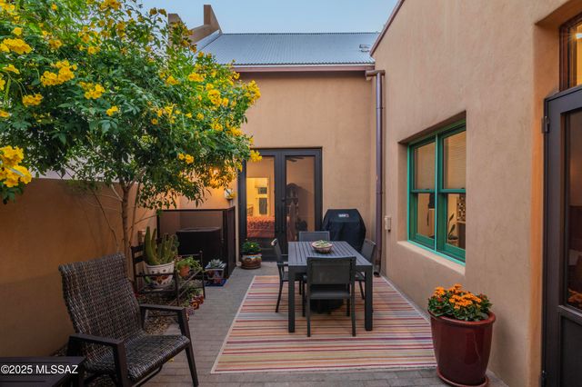 448 S Meyer Avenue, Tucson, AZ 85701