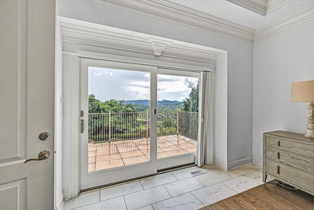 10947 Bottom Creek RD, Bent Mountain, VA 24059