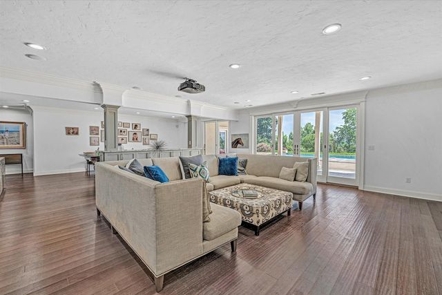 10947 Bottom Creek RD, Bent Mountain, VA 24059