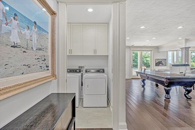 10947 Bottom Creek RD, Bent Mountain, VA 24059