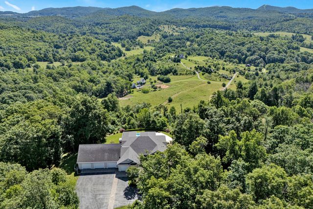 10947 Bottom Creek RD, Bent Mountain, VA 24059