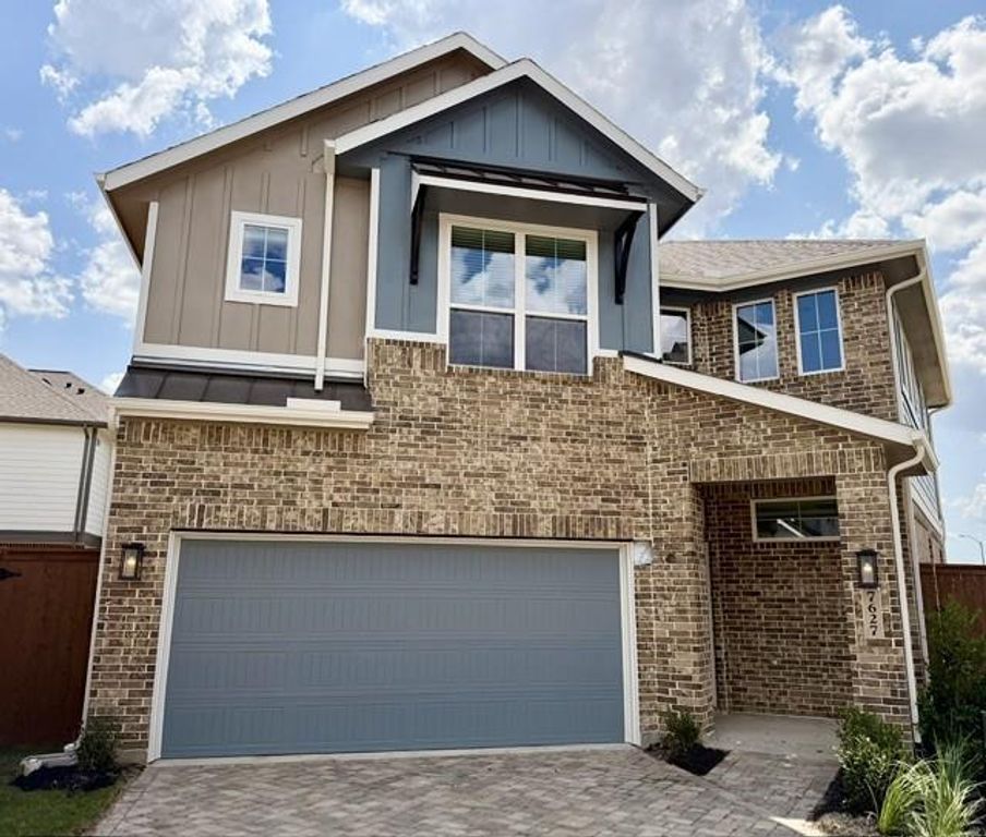 7627 Swooping Swallow Lane, Katy, TX 77493