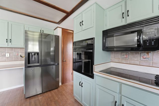 6109 Cherry Hill Drive, Columbus, OH 43213