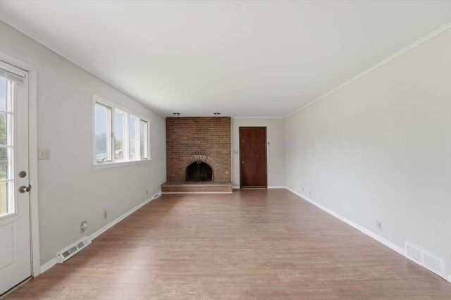 6109 Cherry Hill Drive, Columbus, OH 43213