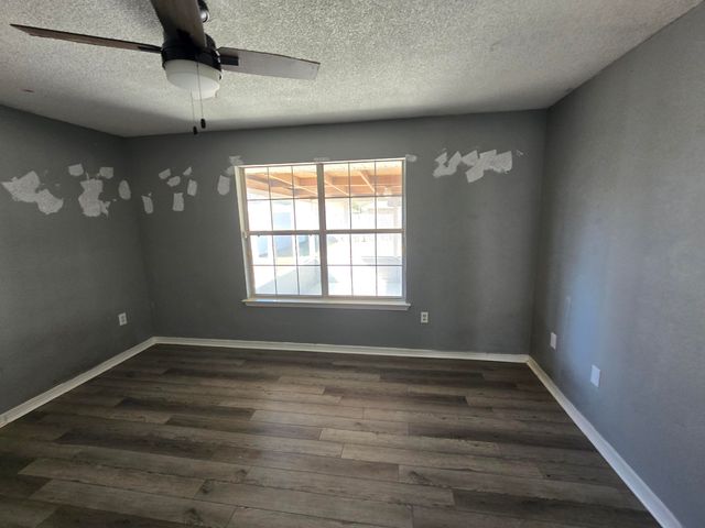 2129 Ainsdale Court, Navarre, FL 32566