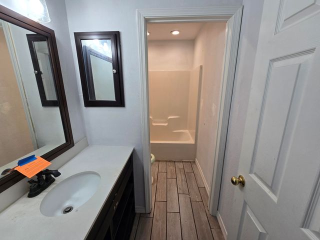 2129 Ainsdale Court, Navarre, FL 32566