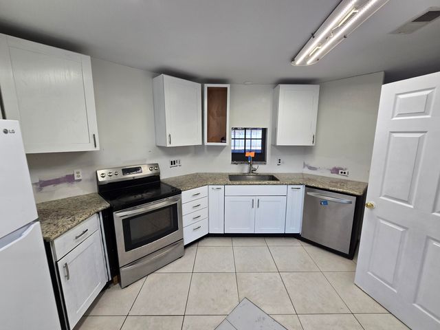 2129 Ainsdale Court, Navarre, FL 32566