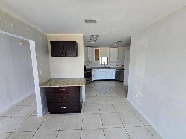 2129 Ainsdale Court, Navarre, FL 32566