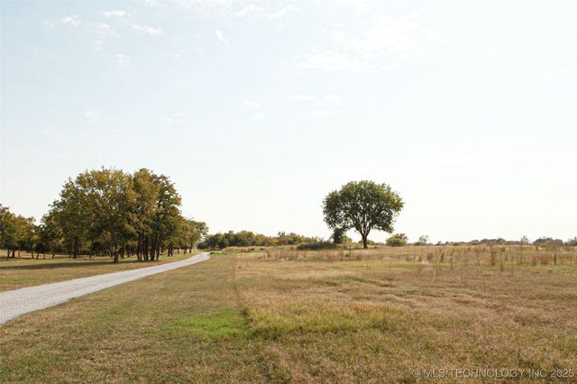 7 W 43rd Street N, Tulsa, OK 74127