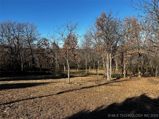 7 W 43rd Street N, Tulsa, OK 74127