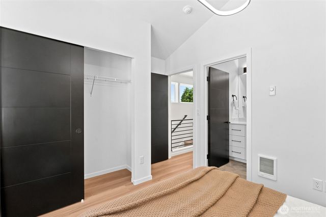 10704 Linden Avenue N, Seattle, WA 98133