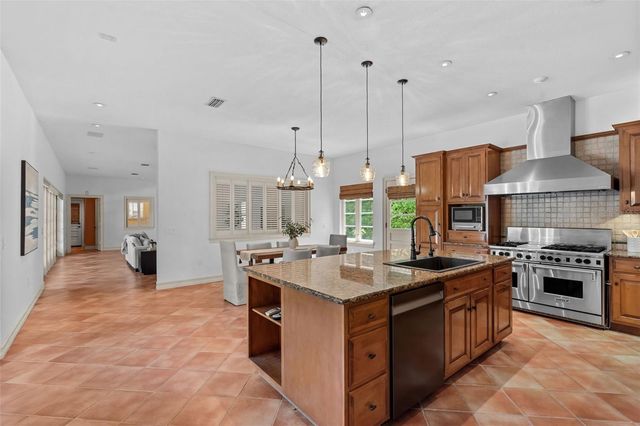 4803 W WOODMERE ROAD, Tampa, FL 33609