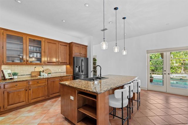 4803 W WOODMERE ROAD, Tampa, FL 33609