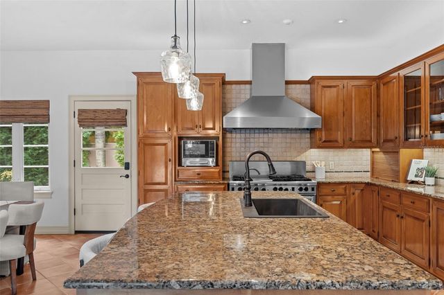 4803 W WOODMERE ROAD, Tampa, FL 33609
