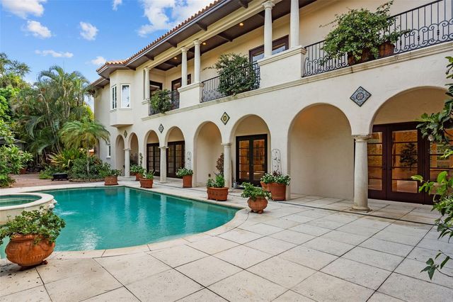 4803 W WOODMERE ROAD, Tampa, FL 33609