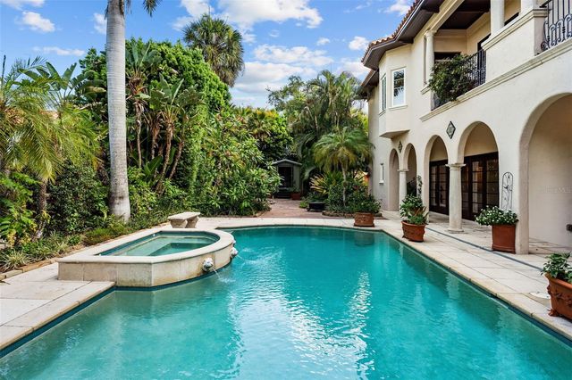 4803 W WOODMERE ROAD, Tampa, FL 33609