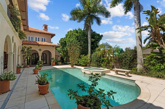 4803 W WOODMERE ROAD, Tampa, FL 33609