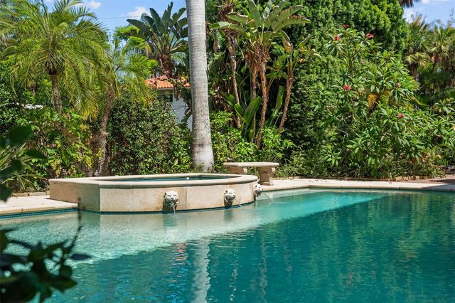 4803 W WOODMERE ROAD, Tampa, FL 33609
