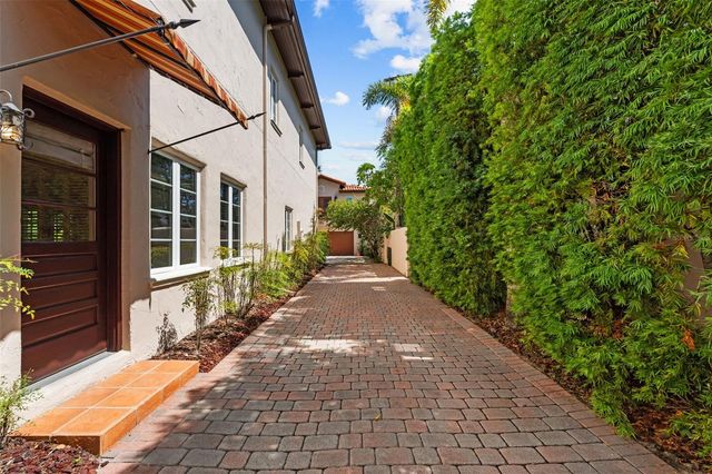 4803 W WOODMERE ROAD, Tampa, FL 33609