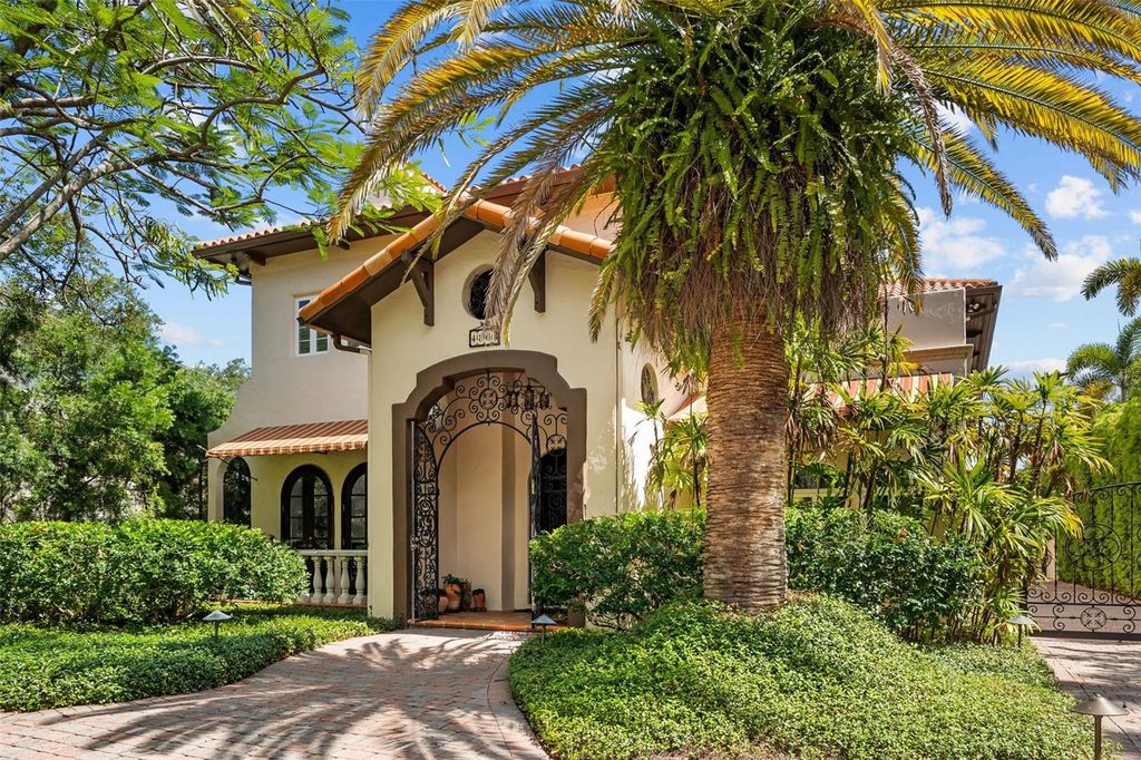 4803 W WOODMERE ROAD, Tampa, FL 33609