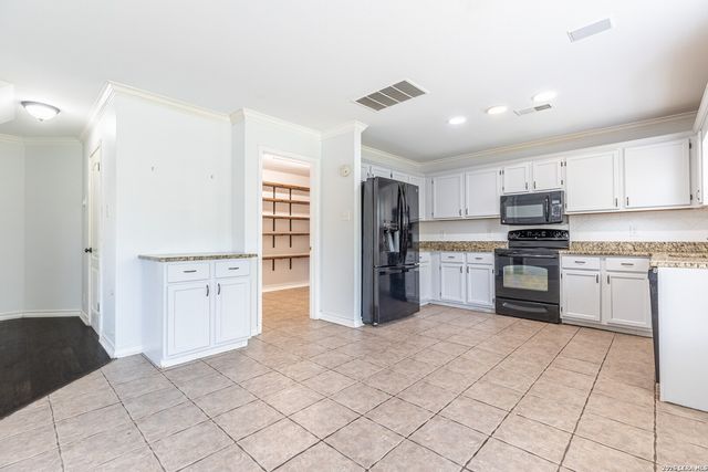 10703 Tiger Chase, San Antonio, TX 78251