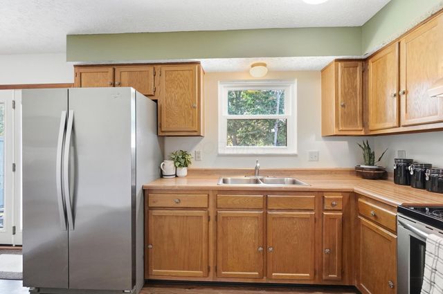 4283 Kelnor Drive, Grove City, OH 43123