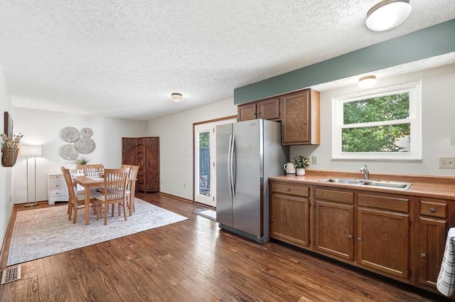4283 Kelnor Drive, Grove City, OH 43123