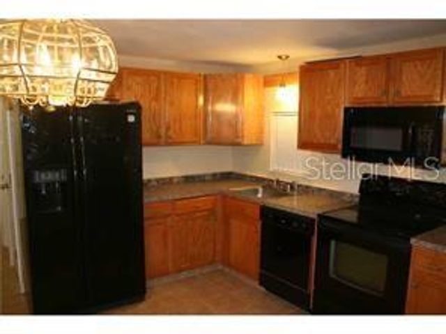 1215 SKYVIEW BOULEVARD N Unit B, Lakeland, FL 33801