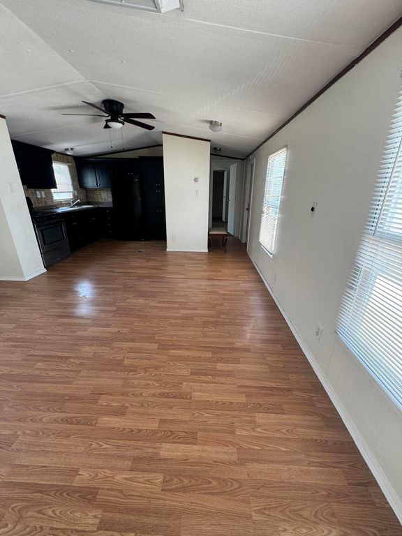 Image 16 of property listing at 224 Atrisco Vista Boulevard SW TRLR 240, Albuquerque, NM 87121