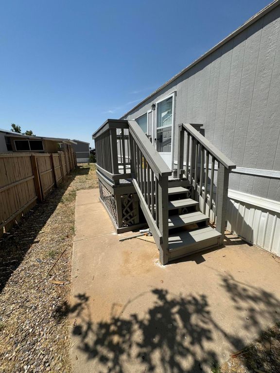 Image 18 of property listing at 224 Atrisco Vista Boulevard SW TRLR 240, Albuquerque, NM 87121