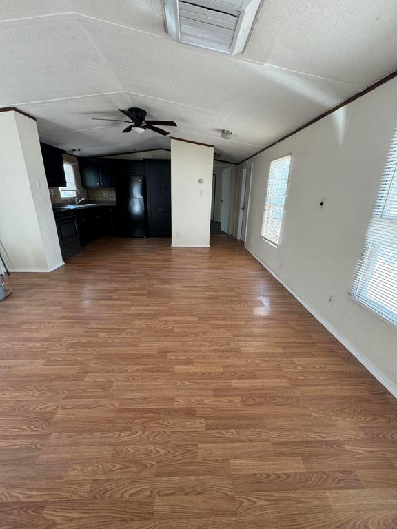 Image 25 of property listing at 224 Atrisco Vista Boulevard SW TRLR 240, Albuquerque, NM 87121