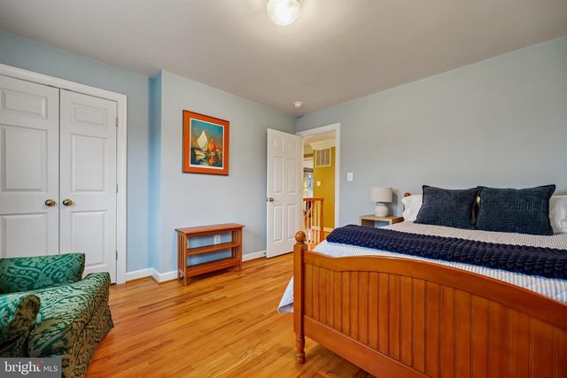 8807 RIDGE RD, Bethesda, MD 20817