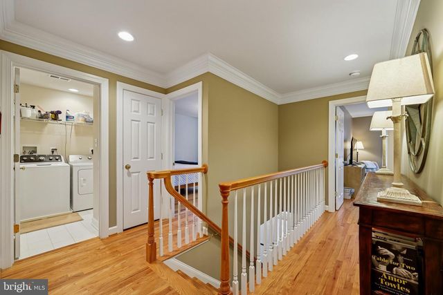 8807 RIDGE RD, Bethesda, MD 20817