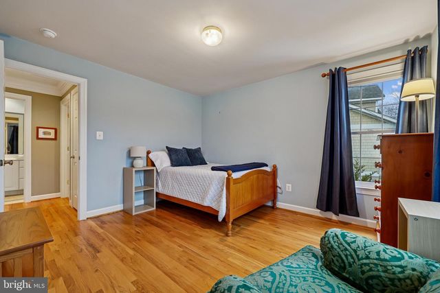 8807 RIDGE RD, Bethesda, MD 20817