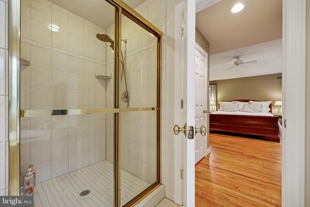 8807 RIDGE RD, Bethesda, MD 20817