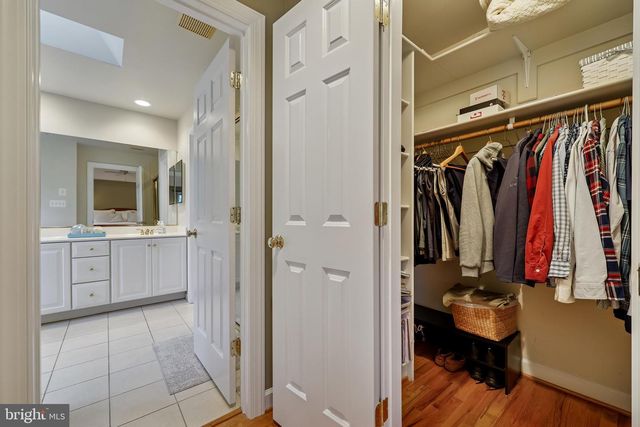 8807 RIDGE RD, Bethesda, MD 20817