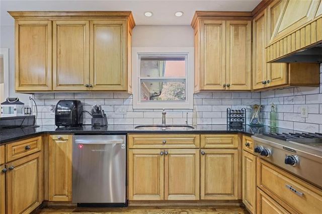 1665 Cunningham Road SW, Marietta, GA 30008