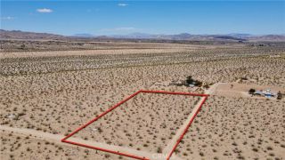 888 Lucky, Landers, CA 92285