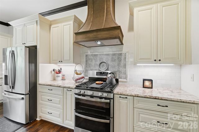 3014 Dodsworth Drive, Cramerton, NC 28032