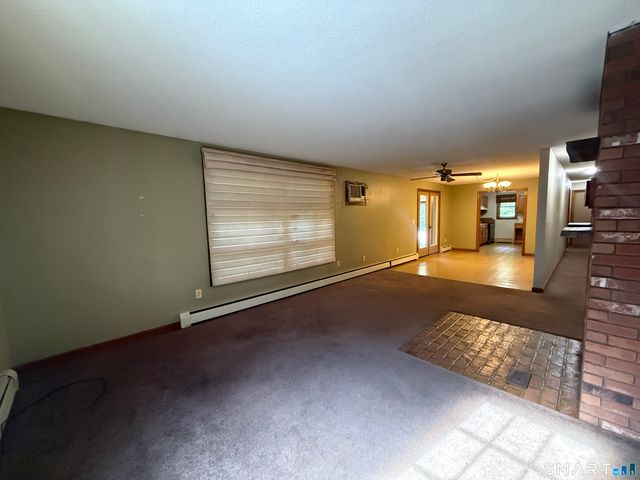 421 Modock Road, Putnam, CT 06260