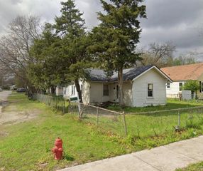 132 S Flood Avenue, Norman, OK 73069