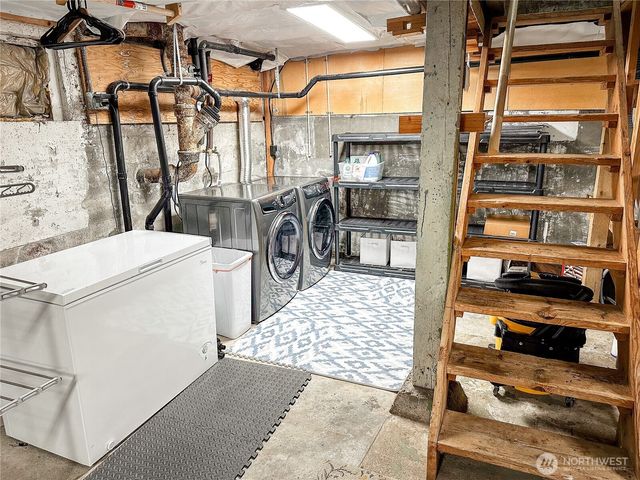 2127 8th Street, Bremerton, WA 98312