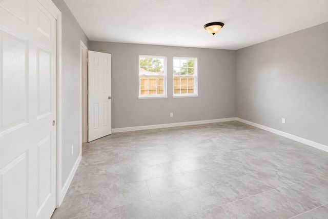 505 Moody Avenue, League City, TX 77573