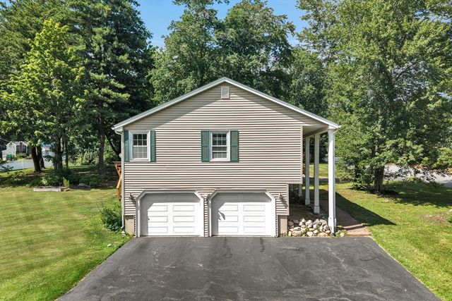 2 Rutgers Rd, Andover, MA 01810