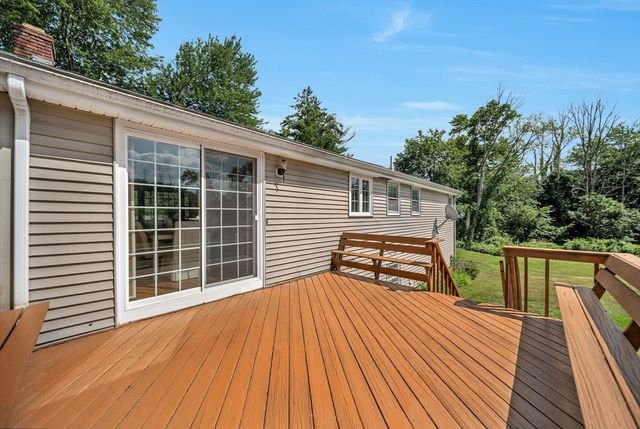 2 Rutgers Rd, Andover, MA 01810