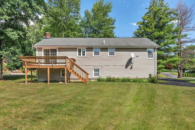 2 Rutgers Rd, Andover, MA 01810