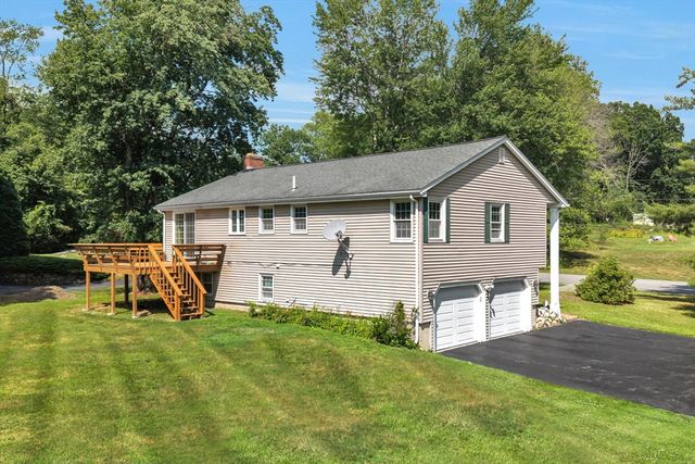 2 Rutgers Rd, Andover, MA 01810