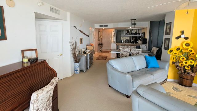 5051 N Hwy A1a 16-5, Fort Pierce, FL 34949